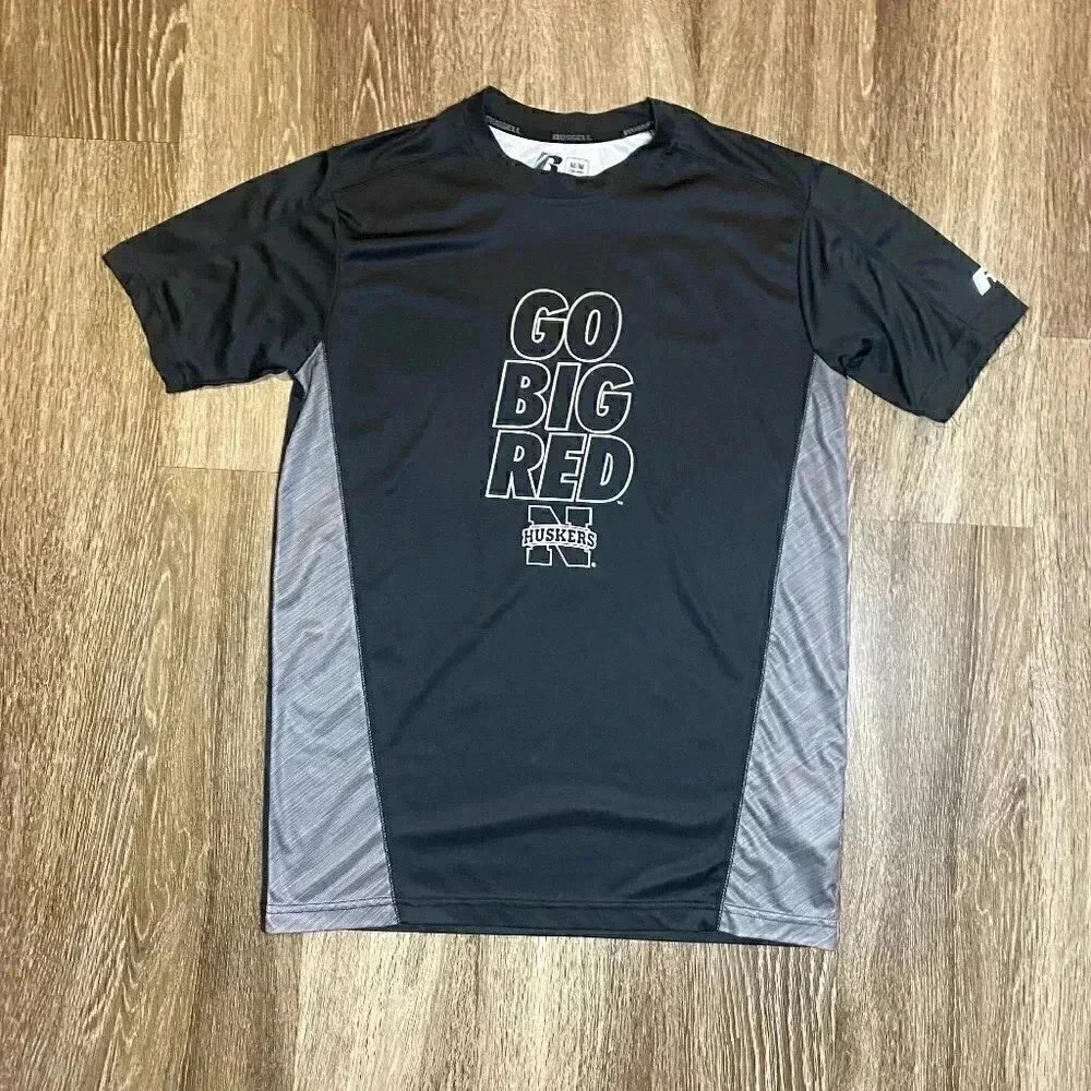 Mens Russell Black "Go Big Red Nebraska" Short Sleeve Tshirt - M